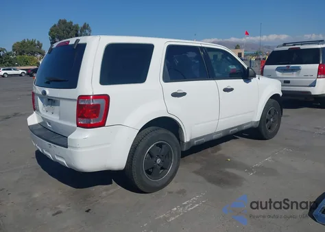 2012 Ford Escape Xls из США, поврежденный, VIN 1FMCU0C77CKC47949